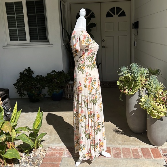 Reformation Myah Dress - Picture 2 of 7